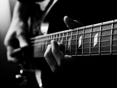 Sviranje gitare
